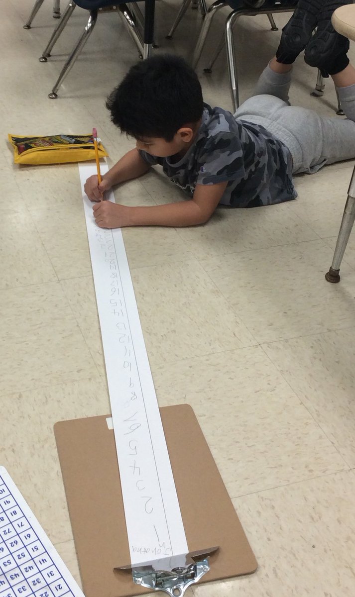 tchanatski's tweet image. Using counting strips to write our numbers to 100 &amp;amp; beyond!!💯🧮Notice any number patterns?🤔@Hubbard_School @RSDBusinessMath @Inv3_Math #counting #numbersense #patterns