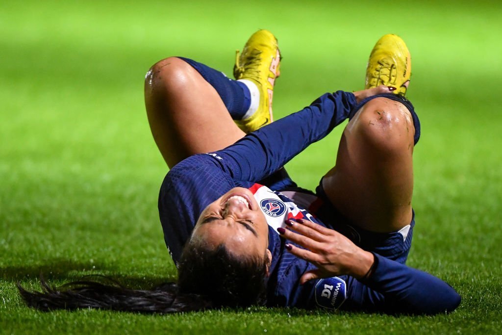 femmesfootnews's tweet photo. Sakina Karchaoui après #PSGRAF :
"On peut pas se satisfaire de ce genre de matchs...
On a les 3 points mais y'a énormément d'axes d'amélioration à faire à l'entrainement"
🎙️ @CanalplusFoot https://t.co/ymhXWWQuqk