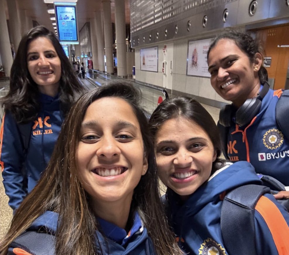 OfficialDevika's tweet photo. Chalo, ab thodi Africa savari karte hai

@JemiRodrigues @shikhashauny https://t.co/6WtB5W21lH