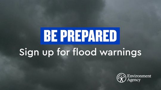 More rain is forecast overnight tonight across the North West. Sign up for flood warnings and check the flood risk in your local area 🌧🏢🏠🌧 #PrepareActSurvive #Flood

👉 gov.uk/check-flooding