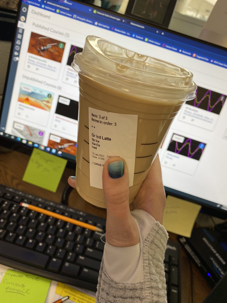 iteachuScience's tweet image. Teacher royalty has been achieved when students not only learn your coffee order but get you one - Happy Friday! @BEHS_SDE sure has some amazing kids! 😁🧋