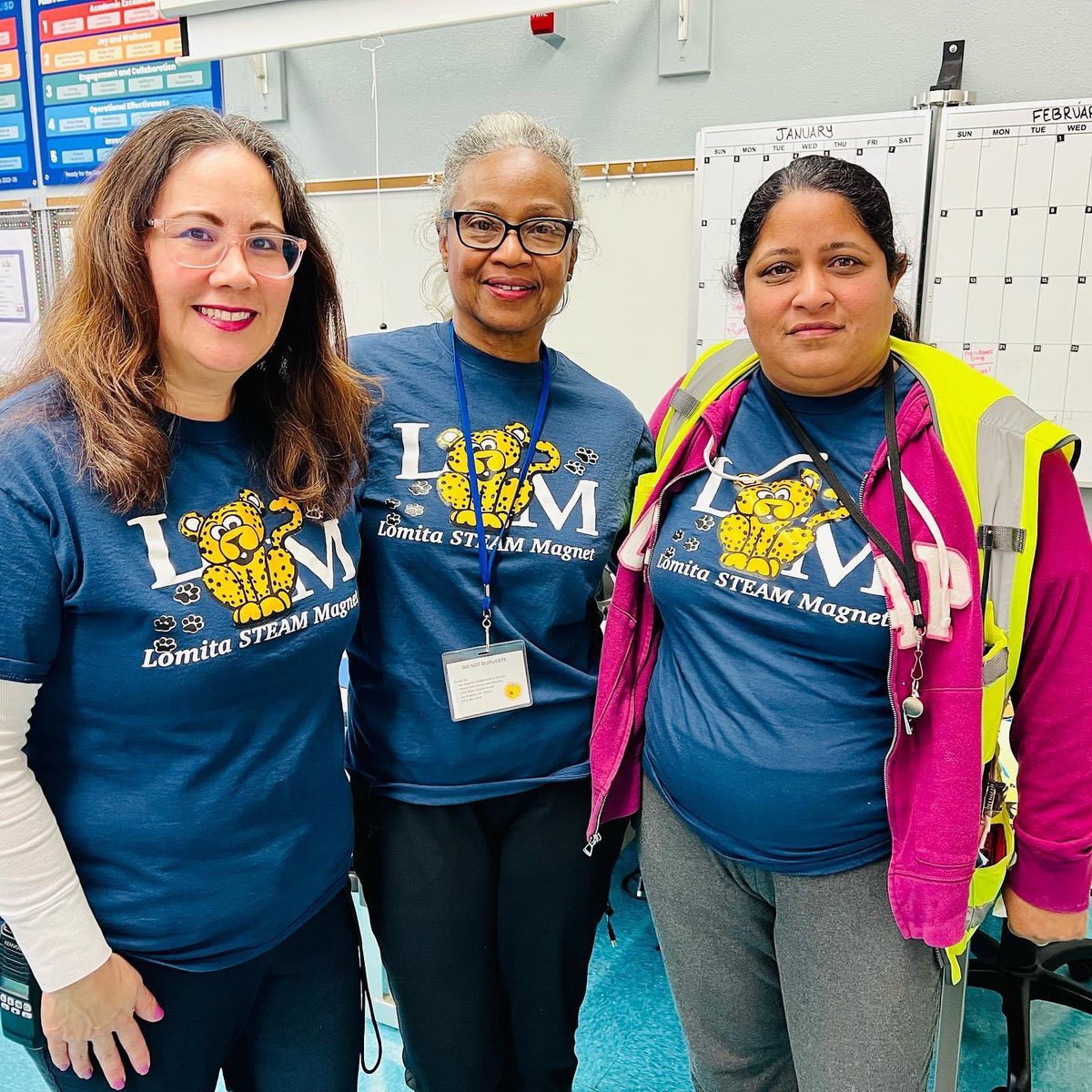Lomita STEAM Magnet loves and appreciates our family volunteers and staff. Thank you for your support and showing your Leopard Pride! #lomitamagnetrocks #leopardsroar #wearelaunified #IBelieveInLAUSD