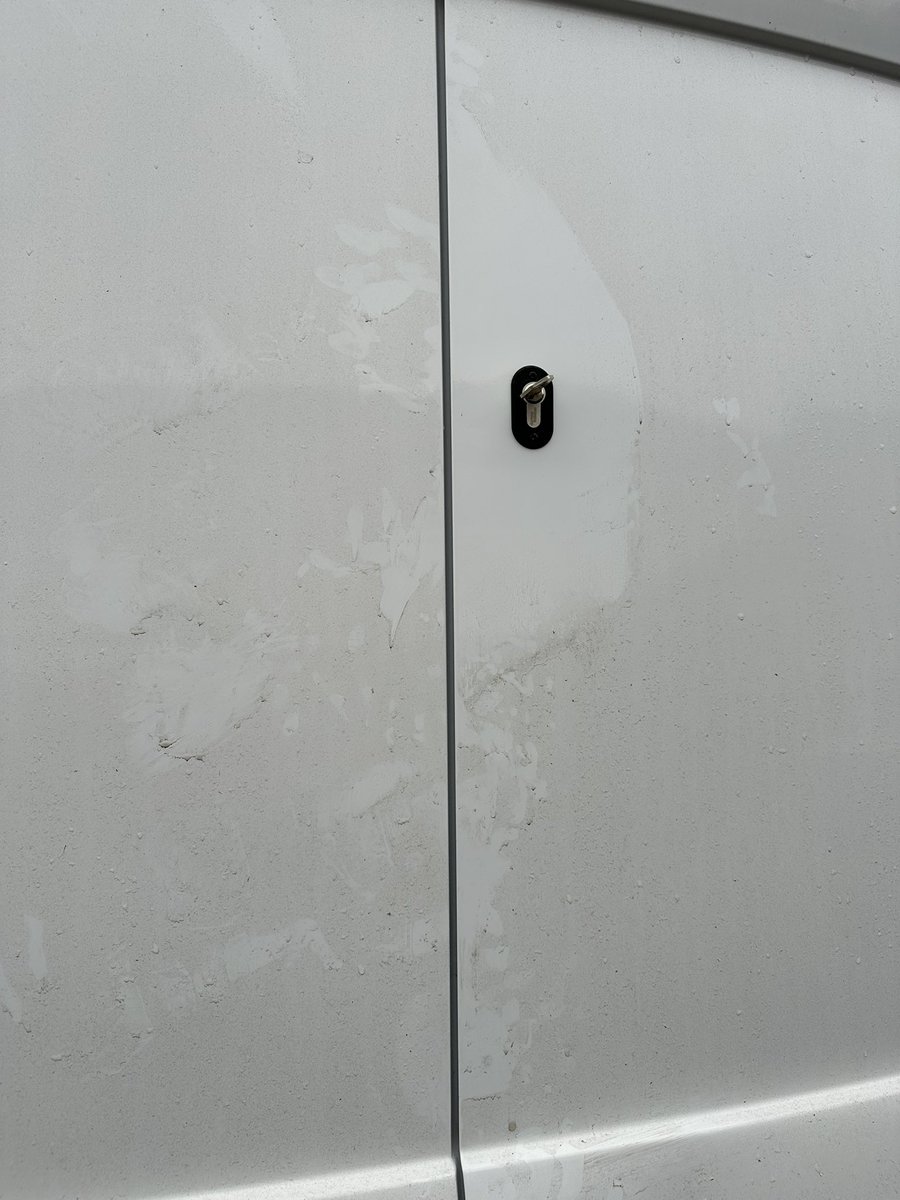 ALSCarLocksmith's tweet image. 2015 Mk8 Transit fitted with Vanguard high position hook locks 🔐 #VanSecurity #Deadlocks #Ford #Transit