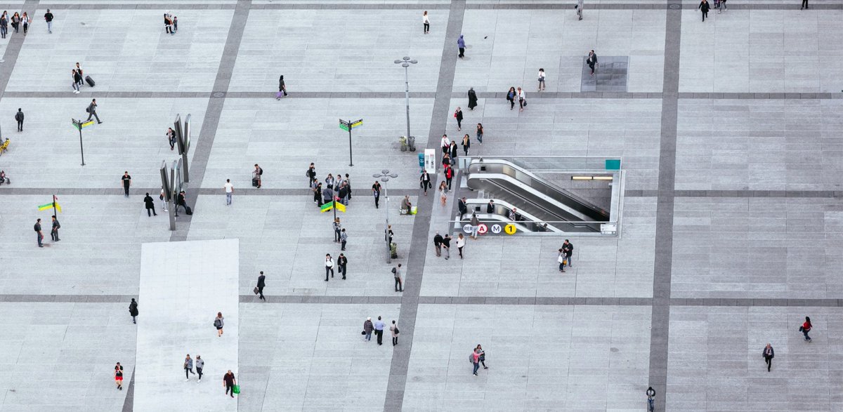 Ana_P_Assis's tweet photo. In this recent piece I explore 5 functional areas, such as asset management, IT infrastructure &amp; supply chains, where business leaders can drive growth through sustainable transformation. 
Read here: https://t.co/kCr6jUVGVN
#sustainability #ESG #innovation https://t.co/uooCQAEmsi