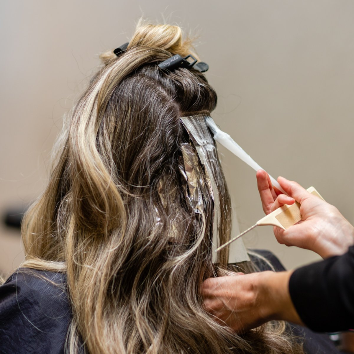 AzureSalonAlcoa's tweet photo. Nothing compares to rocking a look you love. We'll help you continue feeling that way with our variety of hair services! https://t.co/Flcg1ziMEj