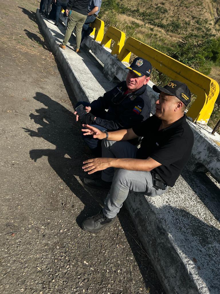 Douglas Rico tweet media