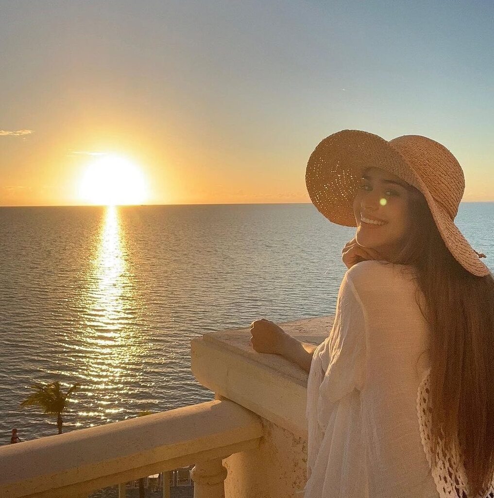 How is this for a way to start your day??

#longbaybliss #turksandcaicos 

#fanfotofriday by @iamyanetgarcia 
Recuerda… EL MOMENTO MAS OSCURO, ES JUSTO ANTES DEL AMANECER 🌅 instagr.am/p/CnXhejyOx3f/