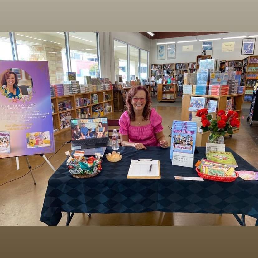 BrightAlternati's tweet photo. Another successful book signing for Good Things Emotional Healing Journals!
#mentalhealth #EmotionalHealing https://t.co/U9InwKjHge
