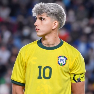 KevinAlvarez_2's tweet photo. 👑 ⚽️ #NuevaFotoDePerfil https://t.co/R20fJDJATt