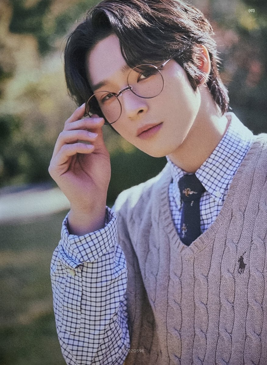 Hourly_Leedo's tweet photo. #이도 #LEEDO #ONEUS  
@official_ONEUS ♡ https://t.co/fl7Tc29OIm