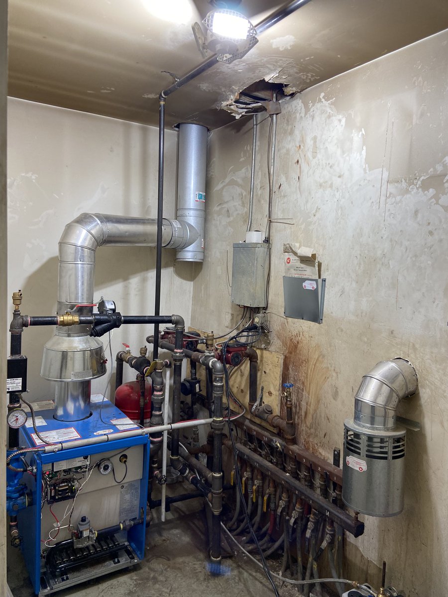 RMB2020ltd's tweet image. Pretty lame #DemoFriday but it’s all I got haha. Before and after pic of our incredibly messy boiler room. Check out these incredible fully plug and play LED light bulbs! Perfect for the shop, garage, or basement!