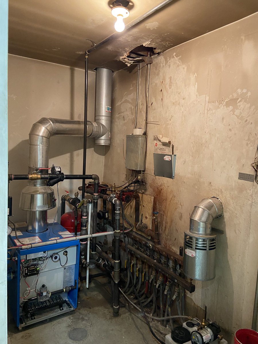 RMB2020ltd's tweet image. Pretty lame #DemoFriday but it’s all I got haha. Before and after pic of our incredibly messy boiler room. Check out these incredible fully plug and play LED light bulbs! Perfect for the shop, garage, or basement!