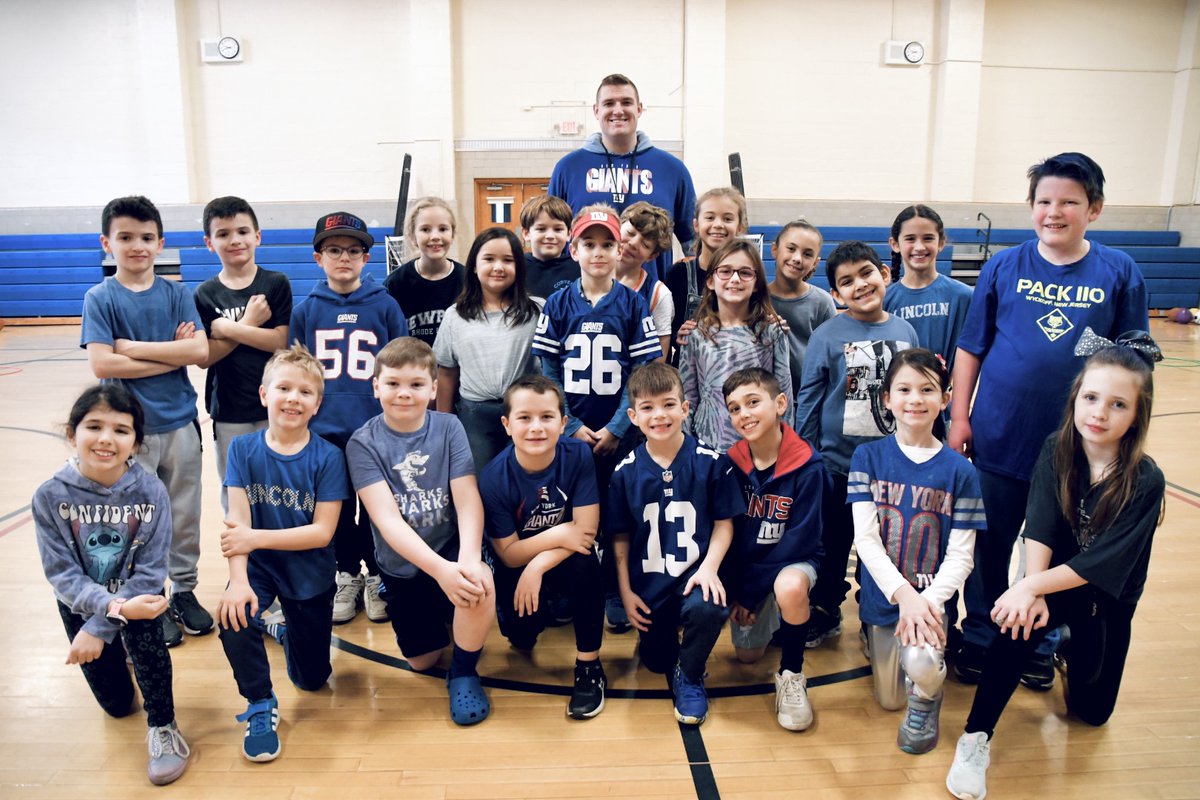 Dillon White (@mrwhitepewps) on Twitter photo A truly awesome BIG BLUE FRIDAY <a href="/LincolnWPS/">Lincoln School</a> ! Thank you everyone for wearing as much blue as possible! Lets go <a href="/Giants/">New York Giants</a> !!! A truly awesome BIG BLUE FRIDAY <a href="/LincolnWPS/">Lincoln School</a> ! Thank you everyone for wearing as much blue as possible! Lets go <a href="/Giants/">New York Giants</a> !!!