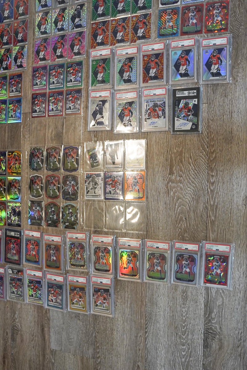 Haneyscardz's tweet photo. Updated collection pictures finally! https://t.co/VbAYdbPtc8