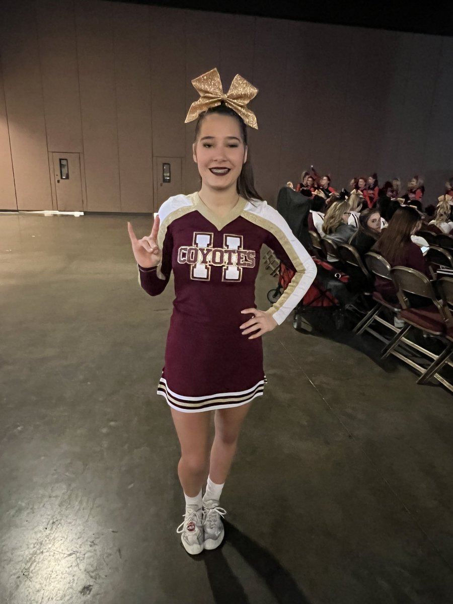 gaylag0198's tweet photo. Caelyn and the Heritage Cheerleaders are ready to bring it at UIL today! Go Coyotes!!
#senioryear #headcaptain https://t.co/aGE2Aj2T3R