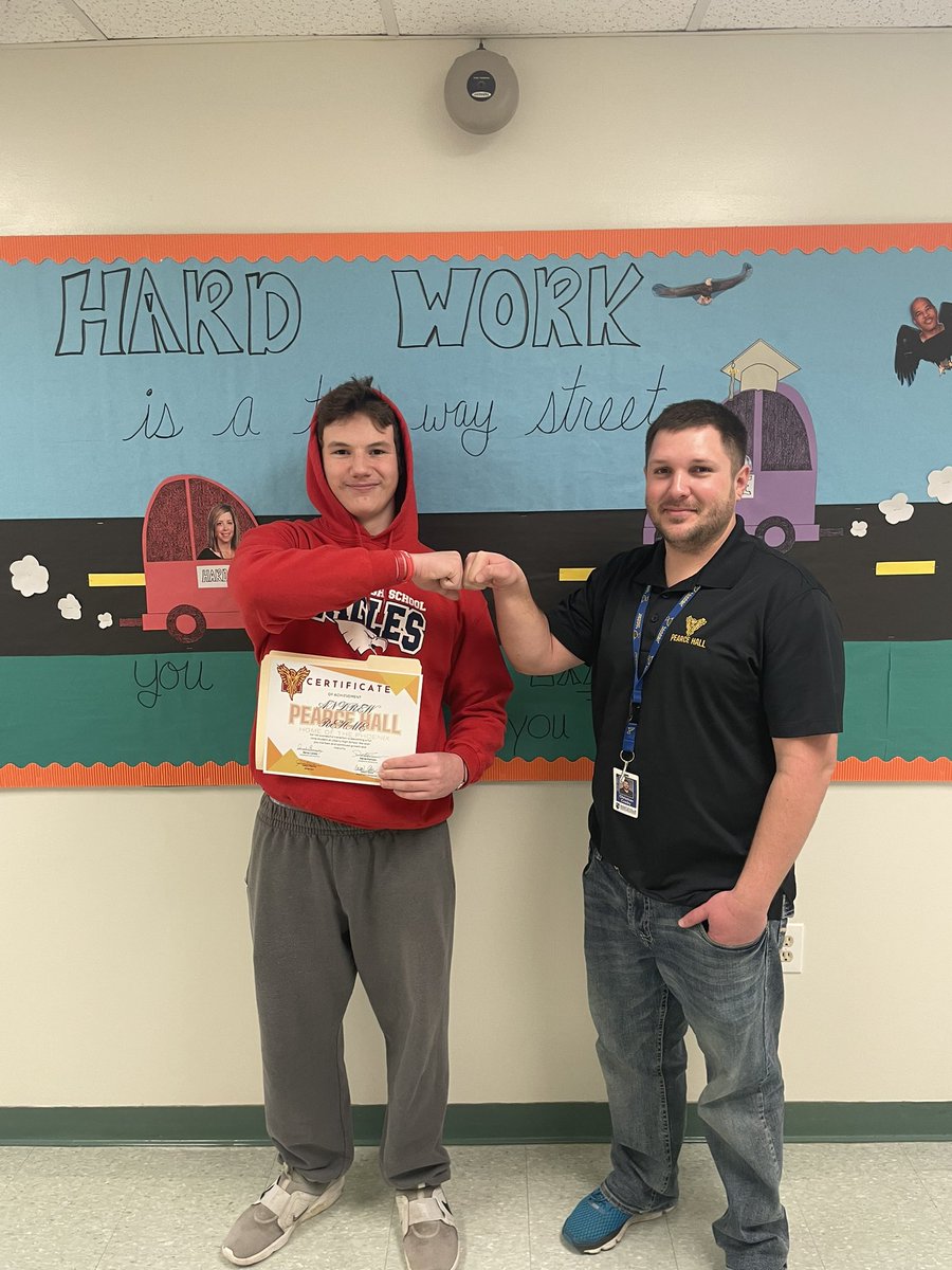 PearceHall's tweet photo. We had many reasons to celebrate on the last day of the semester. One was this student who successfully worked through the Anabranch program and will be going to @WSDLibertyHS full time on Wednesday. He set a goal, worked toward that goal and we couldn’t be prouder. #ClapForHim https://t.co/8WXaeGqdjC