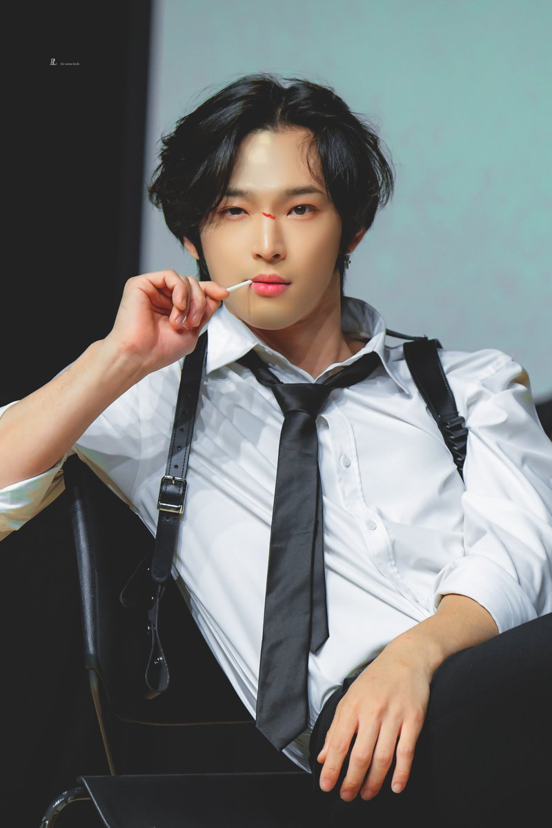 Hourly_Leedo's tweet photo. #이도 #LEEDO #ONEUS  
@official_ONEUS ♡
➳RL https://t.co/F6S688E5Hu