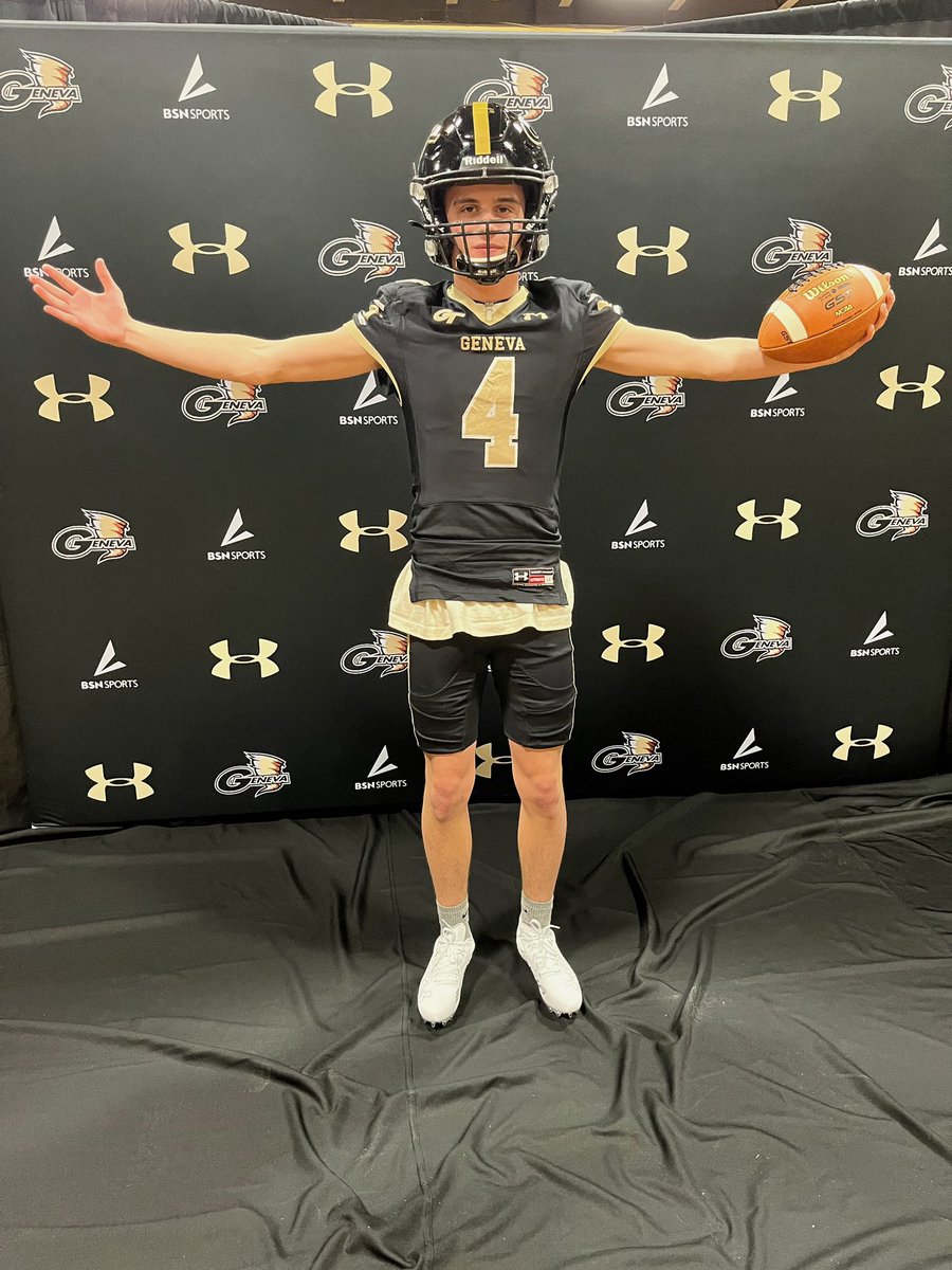 radovanic_marty's tweet photo. Great visit today with @GenevaCollegeFB https://t.co/GWvZs31LsH