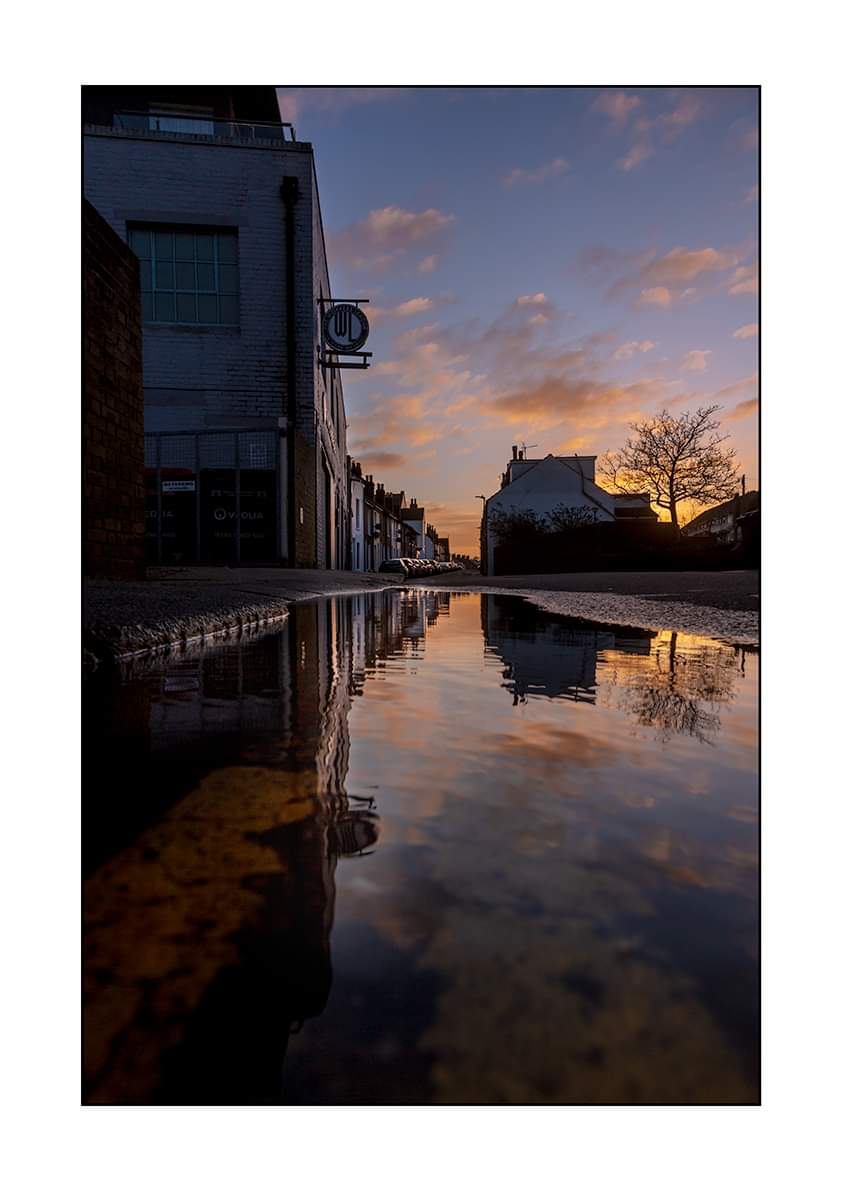 george_fisk's tweet photo. Workers league #whitstable #greatbritishcoast #sunrise #morning #reflection #creativity #portraitview #coastaltown @GoWhitstable @WhitstableLive https://t.co/qHOyYQ9wt3