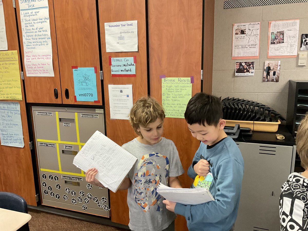 DrJlcook1's tweet photo. Miss Lorenzen explores personification with young authors @wheeler_mps through mentor texts, song, shared and independent writing AND much more! @UNOCEHHS @UNOCADRE @JSchwartzMPS #Proud2bMPS @CLManzitto https://t.co/sOW4og0zJS