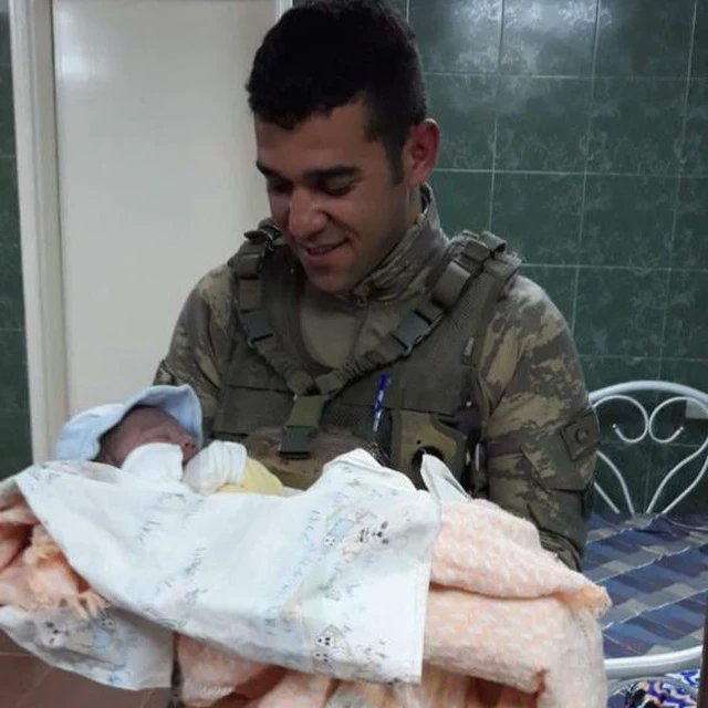 Cennette 26.. 🥀🇹🇷

#iyiki #batuhantank