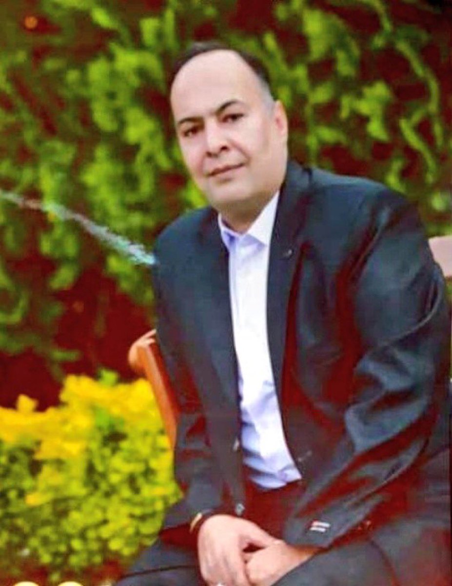 FSeifikaran's tweet photo. ۱- بنا به اطلاع دوست جانباز #مهدی_کرم_آشتیانی، بعد از گذشت نزدیک به ۱۰۰ روز بالاخره به خانواده او اطلاع داده شد که مهدی فوت کرده (کشته شده) و برای تحویل جنازه به پزشکی قانونی کهریزک مراجعه کنند. بعد از مراجعه متوجه می‌شوند که صورتش پر از ساچمه بوده، پیکر مهدی به دلیل ماندن👇 https://t.co/TkTACL6rfY