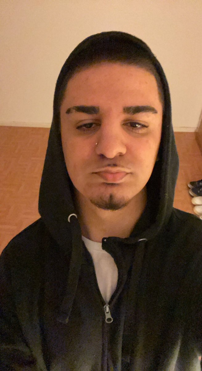 shelovesrohan's tweet photo. @EliasN97_SH 2019 und jetzt https://t.co/lL8qKplSmc