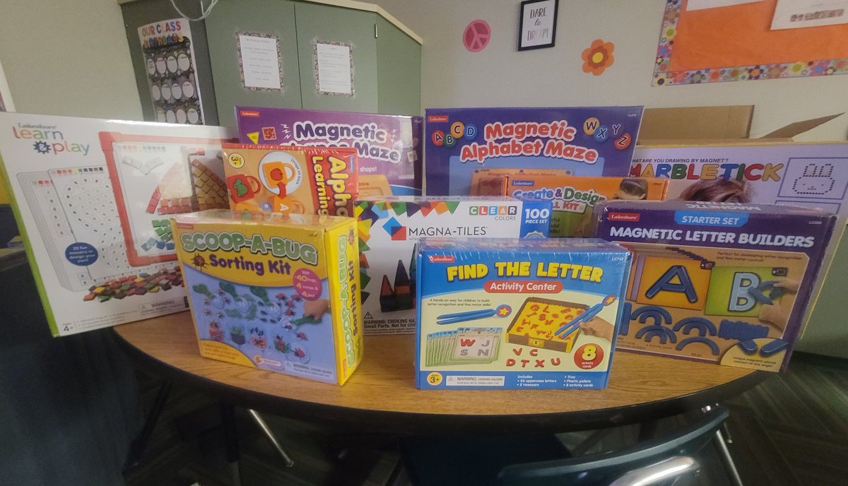 MicheleShipper's tweet photo. Check out these new materials we got through funding @DonorsChoose ! The students will be so excited to add these to our fine motor center. Thank you to everyone supporting teachers right now. ❤️ #finemotor #elementary #learninganddevelopment #donorschoose @WSESWildcats https://t.co/CCpj1kEljm