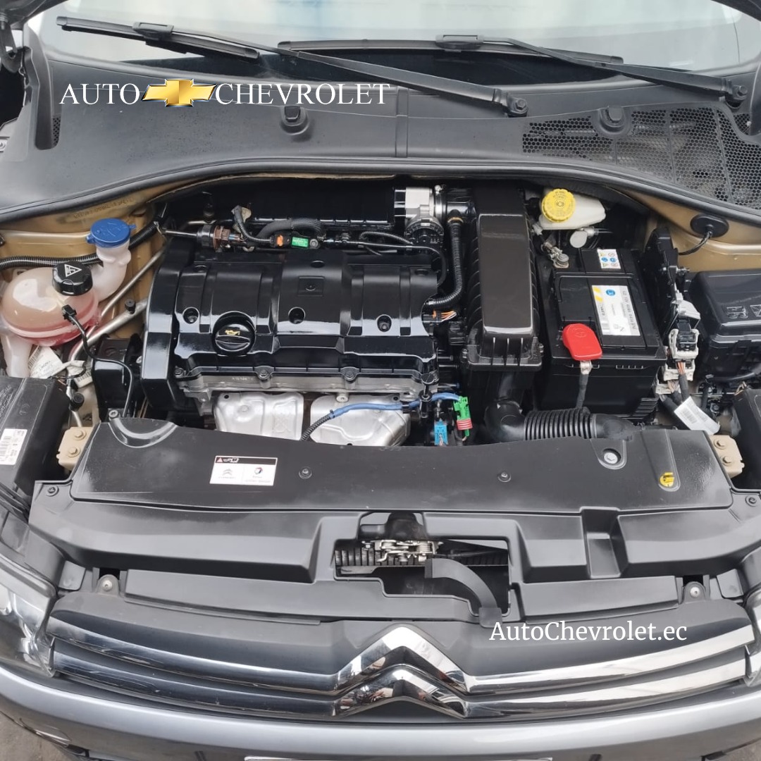 AutoChevroletEc's tweet photo. Car Wash ππ§Όπ§½β¨ #carwash #citroΓ«n #newcar #motorclean #AutoChevrolet #repuestosyservicios #multimarca https://t.co/elDA7u07Cu