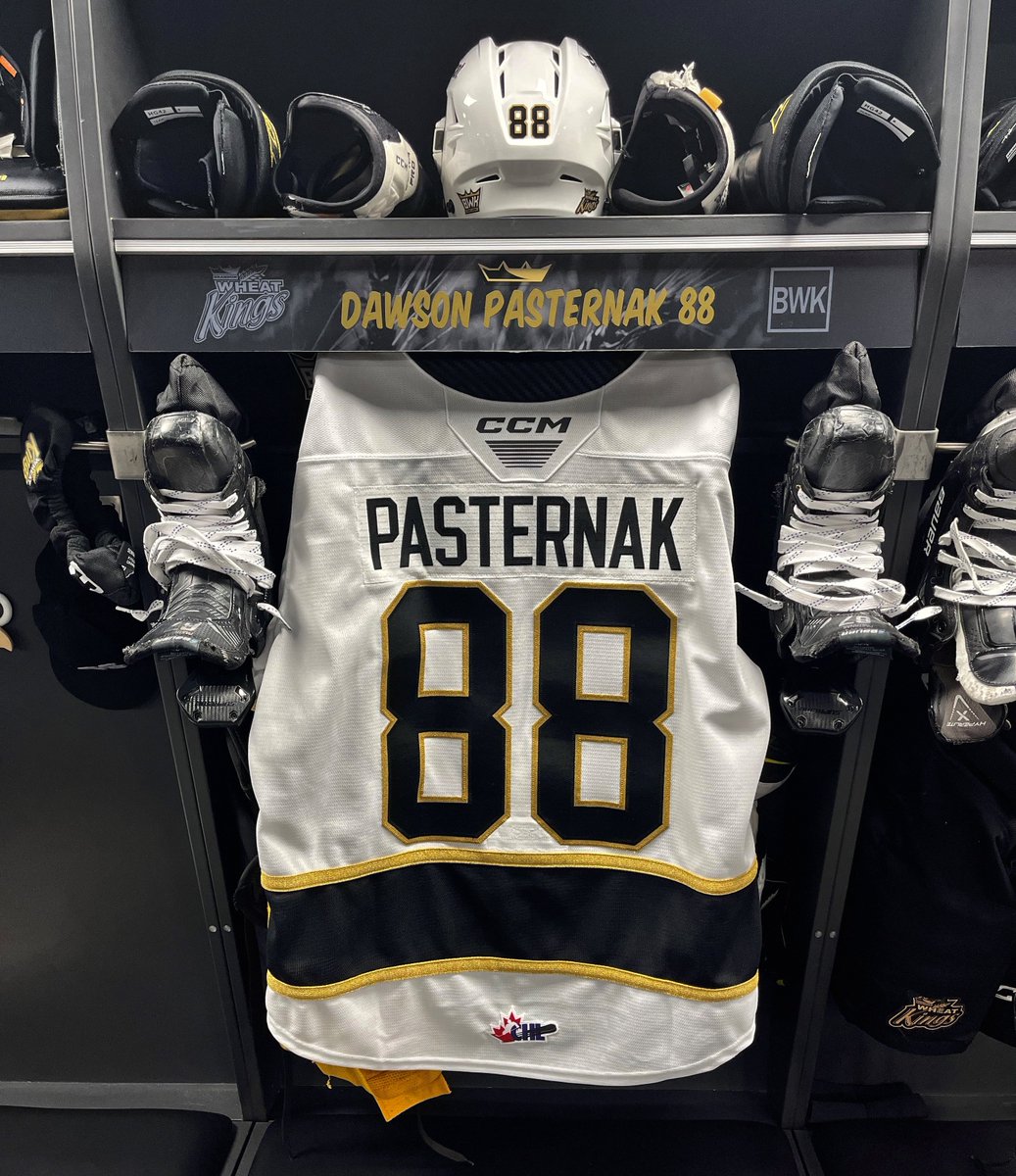bdnwheatkings's tweet photo. Pasternak has changed his jersey number to 8⃣8⃣! #Pasta🍝
He becomes the first #BWK to ever wear this number. Tomorrow night he will be wearing 19 for one game during Fan Designed Jersey Night however.
46➡️88➡️19➡️88
#ThemedJerseyProblems #ScooterProblems https://t.co/dDZCIIoiph