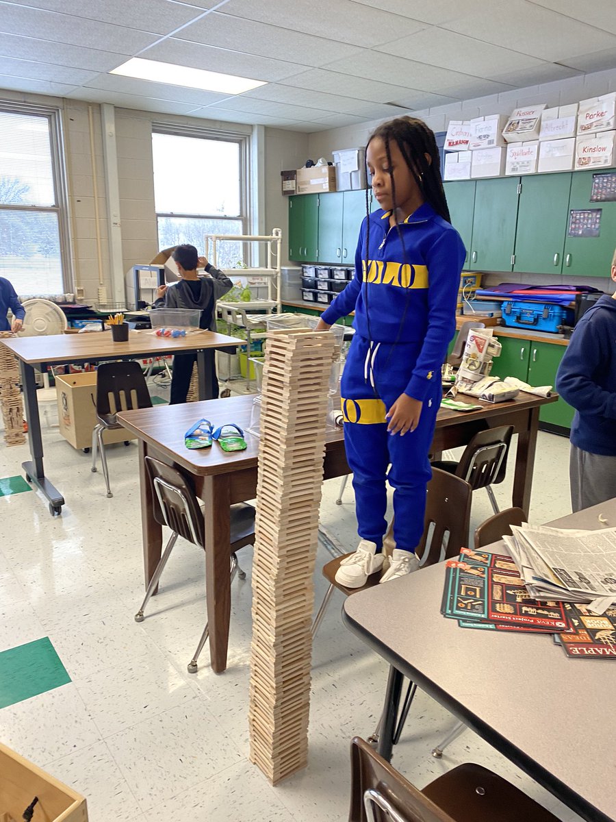 5th grade Engineering club members that completed their newspaper shoes project early worked to build the tallest Keva Plank towers while other club members finished their shoes… 3 completely unique ideas!