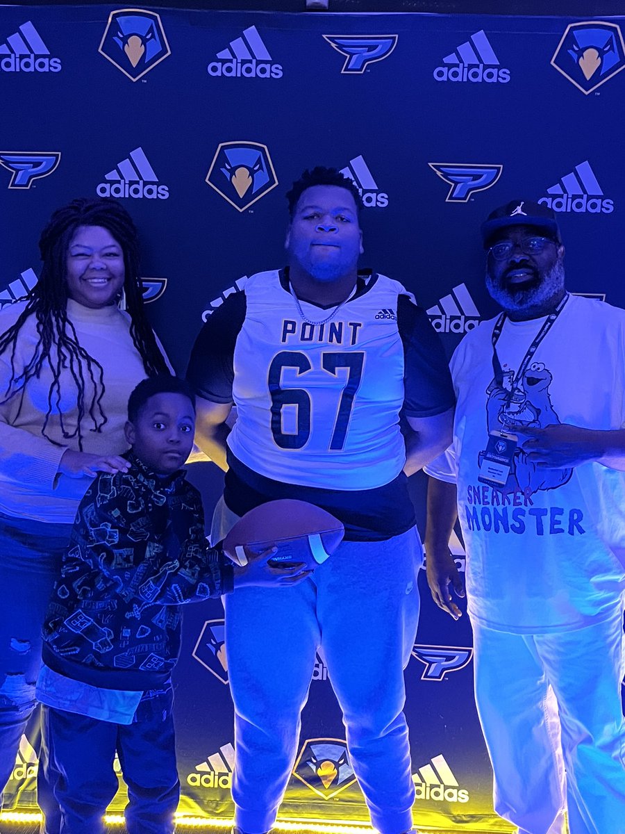 Nathaniel Lee (@nateleeiii) on Twitter photo Appreciate the official visit <a href="/Taber_77/">Coach Taber</a> . Had a lot of fun down there and love the atmosphere 🔵⚪️🟡#goskyhawks!!! Appreciate the official visit <a href="/Taber_77/">Coach Taber</a> . Had a lot of fun down there and love the atmosphere 🔵⚪️🟡#goskyhawks!!!