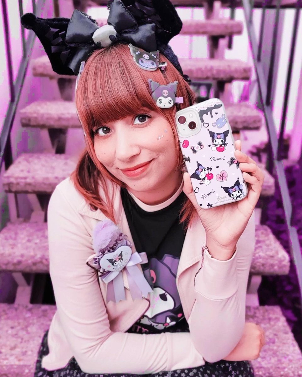 KawaiiStephanie's tweet photo. Feelinโ Sassy and Sweet with my new Kuromi phone case from @shopsonix and @sanrio.๐
Go check out @shopsonix for stylish cases that protect your phone. Thank you @shopsonix and @sanrio for the phone case and memo and sticker case key holder๐
#sanrio #kuromi #sonix #shopsonix https://t.co/5hqObnevlP