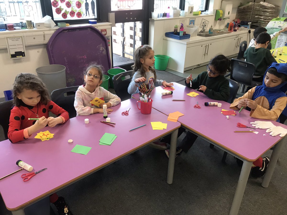 Comet_class's tweet photo. Today in comet class, all the children made a superhero logo using the initial letter of their name. I was so impressed with all the classes and the behaviour was excellent #newcontext Let’s Investigate Heroes! https://t.co/Woyoe9WfHP