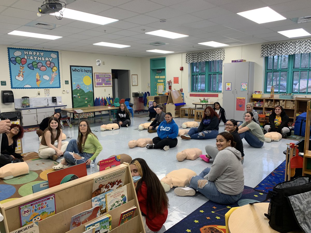 PRHS_Preschool's tweet photo. Great things happen when we work together. Today Early Childhood Education students from @PineRidgeHS &amp; @DHSHappenings earned their CPR and First aid Certification. Our schools and community are a little bit safer. ♥️ https://t.co/vGOn2WaNlS