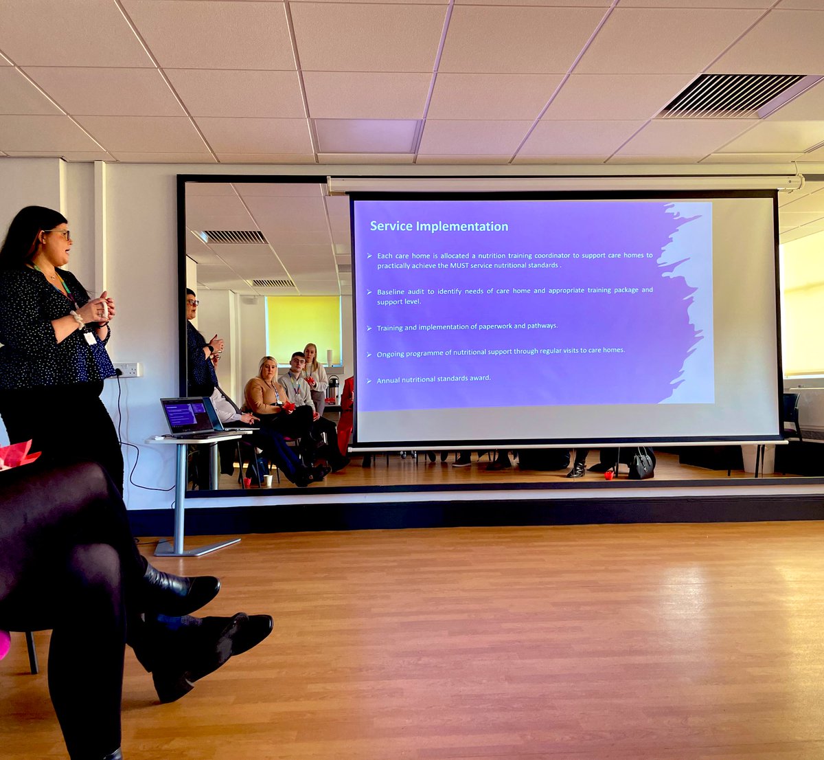 jo_bielby's tweet photo. Today the MUST Service at Public Health South Tees launched the ‘Eat Well, Live Well’ programme to support Mental Health &amp; Learning Disability care homes across South Tees with Nutrition training and support 🥗🫶🏻 #publichealth #southtees #carehomes #nutrition #nutritionscreening https://t.co/jBJCNtLF7w