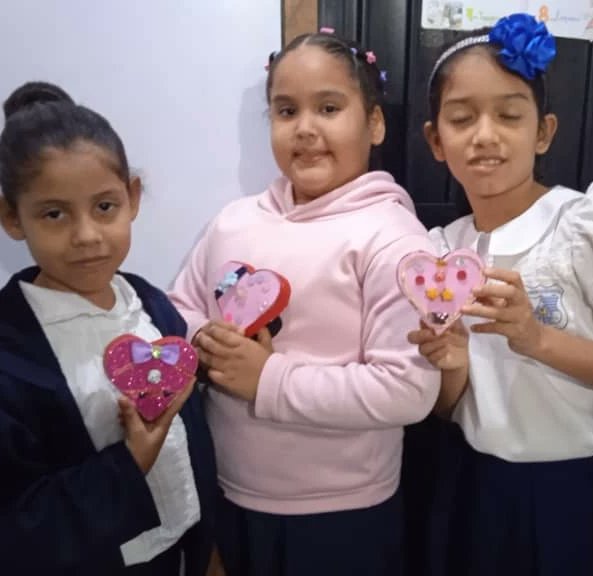 ParedesJackson's tweet photo. ➡️🥇⛹️‍♂️⛹️‍♀️ Comenzamos la Olimpiadas de Amor en nuestro Colegio Adventista José Antonio Páez @uecajap...este 2023 va ser de mucha bendición para nuestros niños y adolescentes 🥅🎯🎉🎊

#UVOC #MVAE #Oración #IWillGo #Adventista #olimpiadasdeamor #Niños

@adventista_es
@AdventistIAD https://t.co/10uzs2MU7j