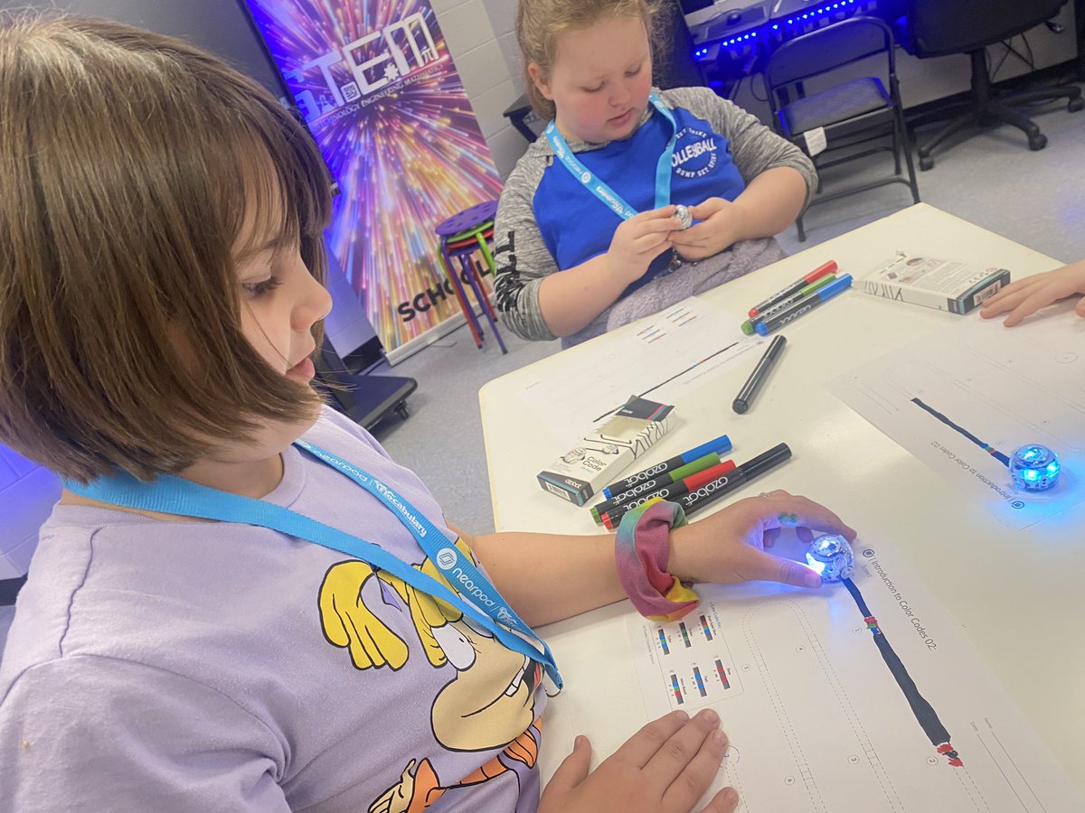 FCS STEM tweet media