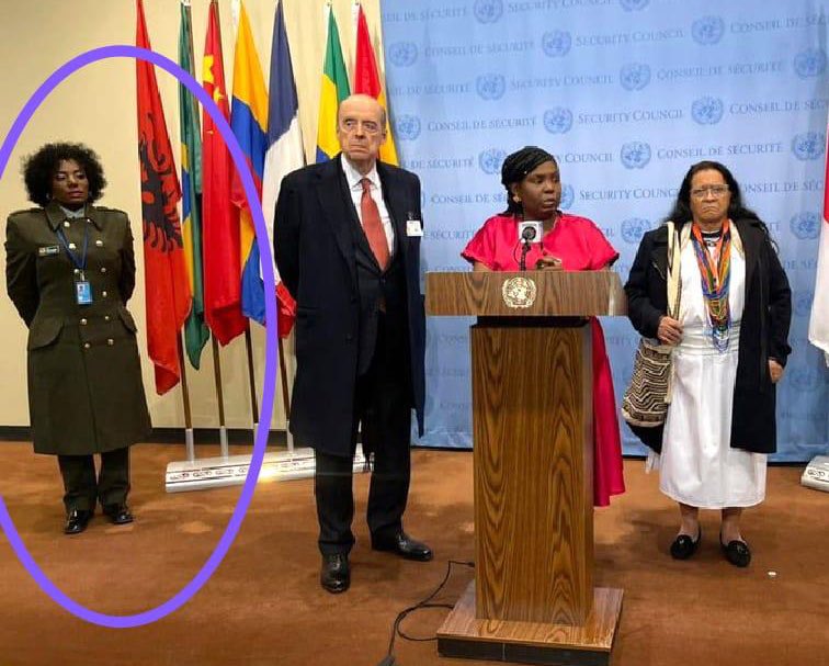 ElTinoEc's tweet photo. Nadie aquí tiene sentido de la estética, que mal queda Colombia mandando lo peor que tenemos a que nos represente. Dan ganas de 🤢 https://t.co/RUAo7rNOnq