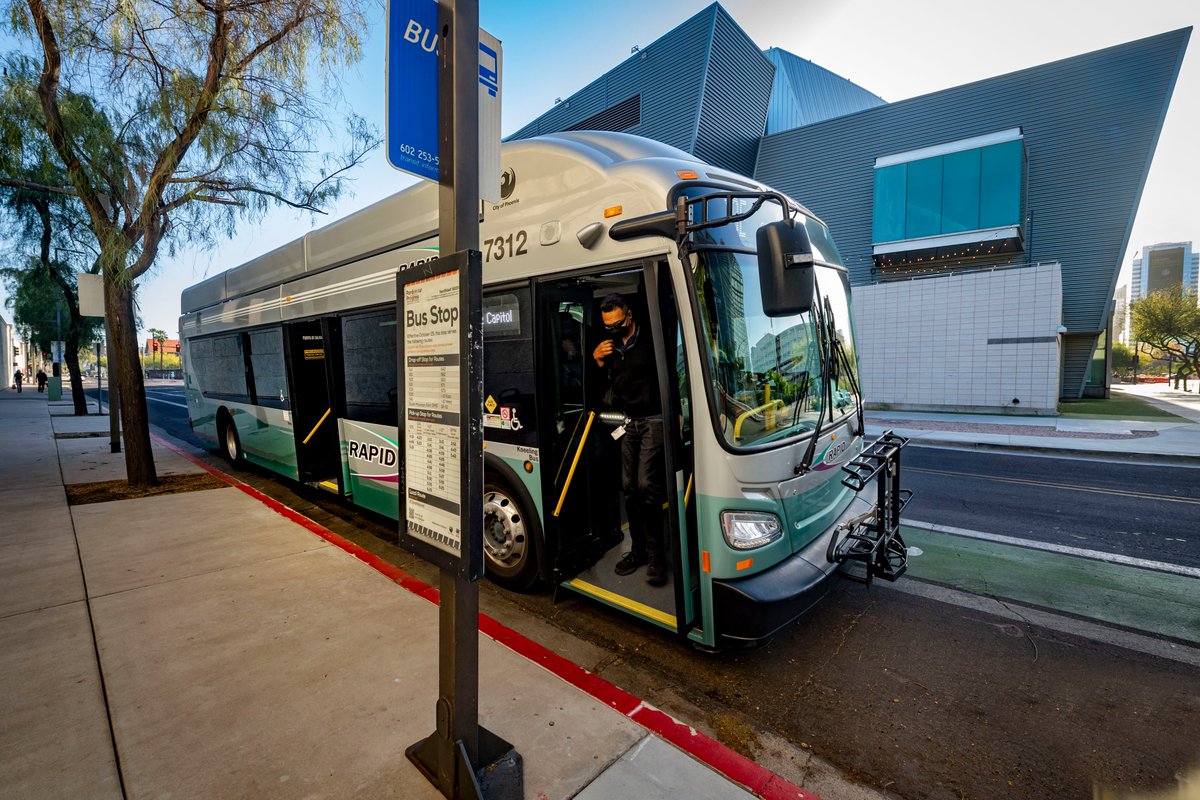 PhoenixMetroBus's tweet photo. #ICYMI: Starting Jan. 23, #PhoenixPublicTransit RAPID routes will have more trips! 🚍 Remember to plan ahead and check your trip times for any updates at https://t.co/LTvmL4eKQg. https://t.co/AiqO624so8
