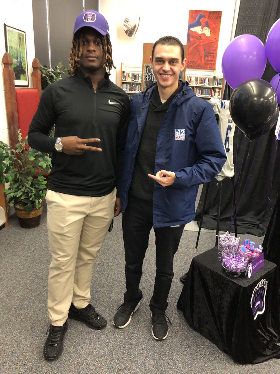 davidzedelstein's tweet photo. .@RidgelandFB seniors @aydenwilliams74 (@OleMissFB) and @JabraxtonB5 (@UCAAthletics) celebrated their college signings today!

Hear from them at 6 &amp; 10 on @WJTV!

@CoachTDyess https://t.co/iT7QYpVSOV