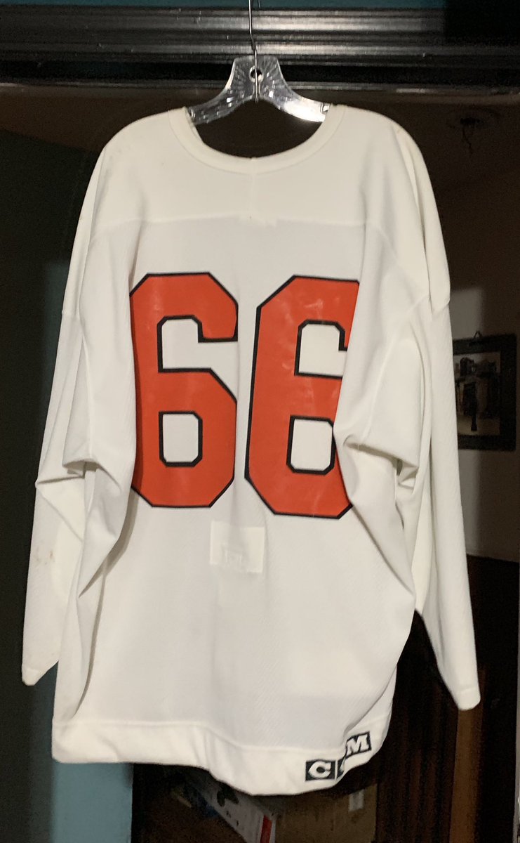 JerseyMike_FDTF's tweet photo. https://t.co/G3Q41L4bDU
Brand new Episode 66. #FDTF Remember who wore 66 for The Flyers? Cheyanne raises money to help fight childhood cancer.Thereโs still time to donate. Next Fan Club Meeting is Jan 23 7PM @ The Flyers Training Center in Voorhees. Special guest: Bill Meltzer https://t.co/2RXS2V7B1p