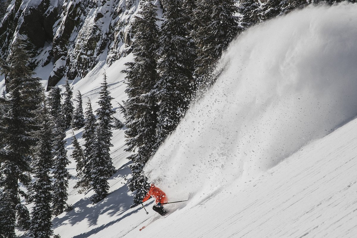 The snow has been amazing so far this season and it just keeps coming! Now is the perfect time to try out a pair of our Sender 104's, make sure to request a pair when setting up your reservation. 
#skibutlers #rossignol #skis #skiing #skivacation #skirentals