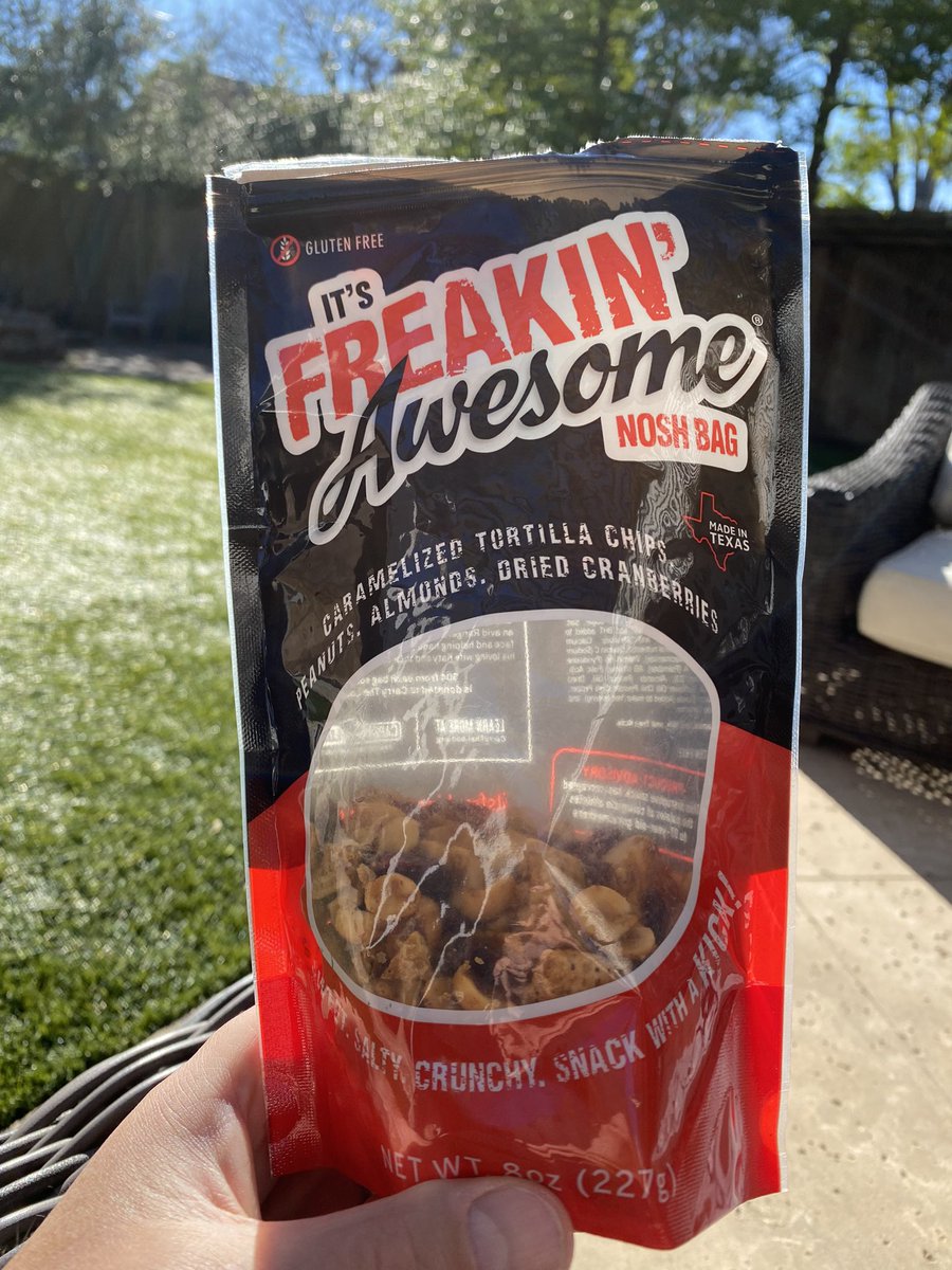 Razor5Hole's tweet photo. Once I rip the seal and open a bag of this…
ain’t no need for the zip-lock
#noshbag 
#zeroselfcontrol https://t.co/4PtNhMYcdH