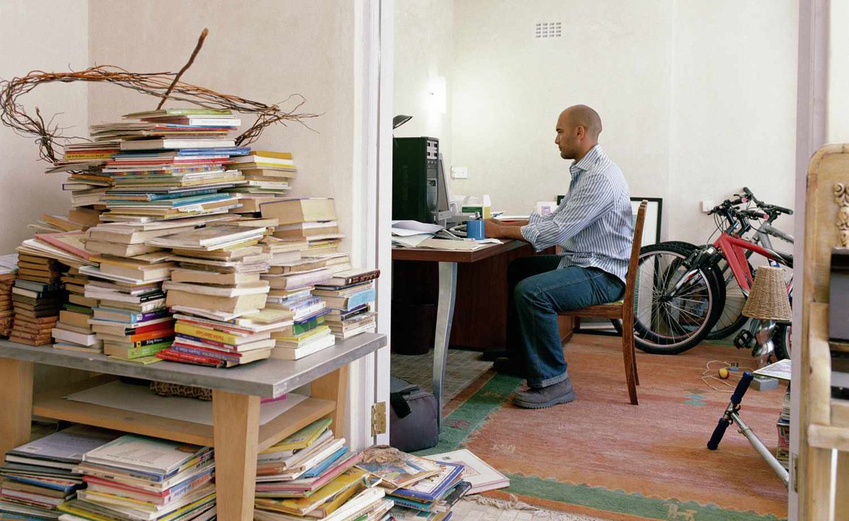 RentMeTodayLLC's tweet photo. Do you find that clutter is taking over your space 😕

You know who to call, we’re here to help 😄

#cleaning #local https://t.co/tZ8iHRTtqC