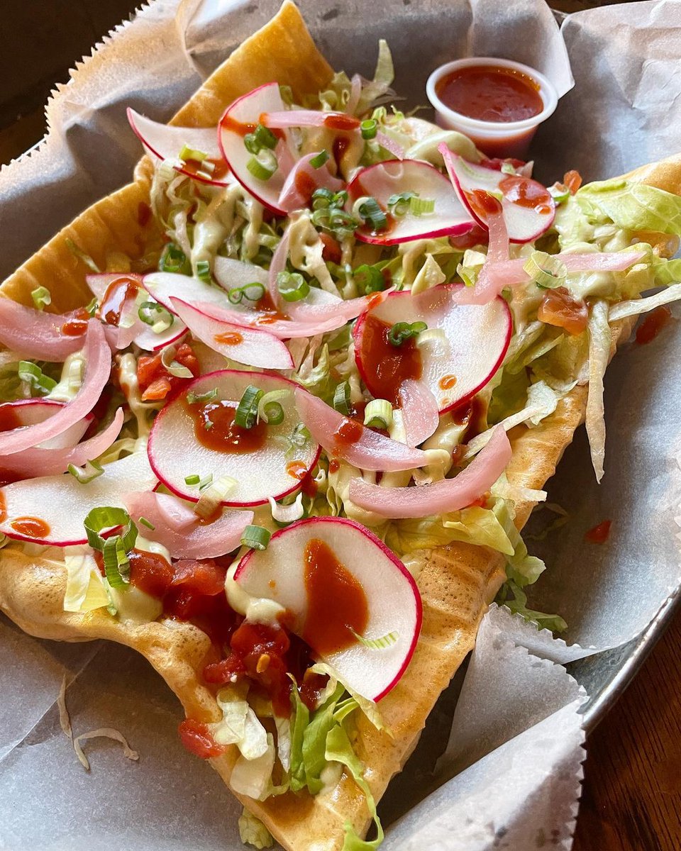 SecondDistBrew's tweet image. #NewThings 
🍺Chadwick, our Philly Style Porter is back 
🍺 Silk Upholstered Chair, winter warming Vienna lager 
🌮Tacos Ahogados (Drowned Tacos)
🌮Avocado Chilindrina  #vegan
On until they’re gone!