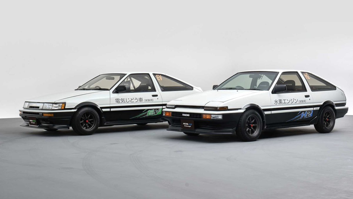 AR12Gaming's tweet photo. Zero emissions ≠ zero fun

Toyota has brought its iconic AE86 into the 21st century with hydrogen and electric restomods 😍

The hydrogen version is based upon the original 1.6L 4-cylinder engine, while the EV has a manual gearbox! 

Just concepts for now, but still...
#TAS2023 https://t.co/vN7Sr1jiHg