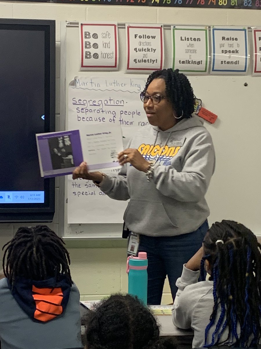 GilbertAilia's tweet photo. Enjoying a read aloud in one of my second grade classes, covering social studies content about Dr. King and reviewing text features. 
Excited to be an AP and helping to educate our students. ☺️@CJHicksElem @PrincipalCJHES @RCPS_ElemED @RCPS_SS https://t.co/3hHWm1BRDn