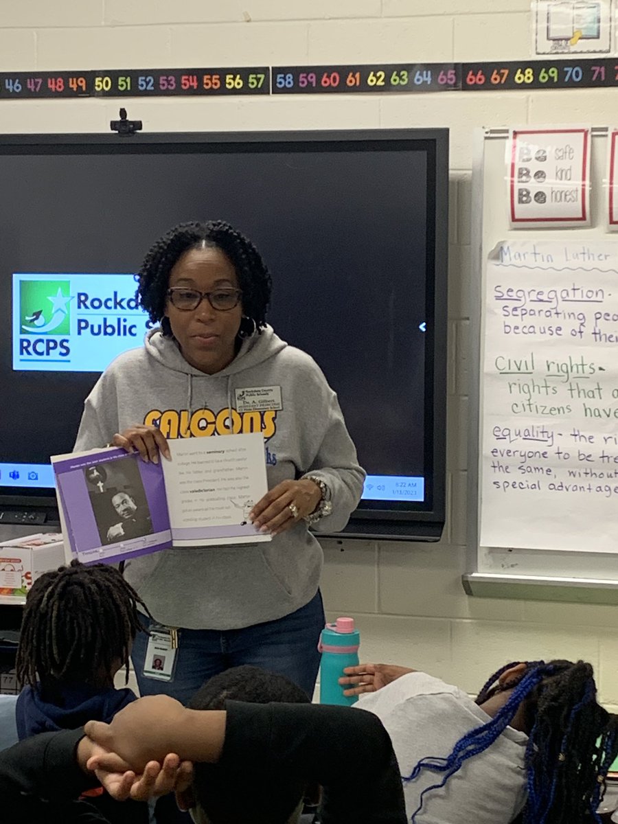 GilbertAilia's tweet photo. Enjoying a read aloud in one of my second grade classes, covering social studies content about Dr. King and reviewing text features. 
Excited to be an AP and helping to educate our students. ☺️@CJHicksElem @PrincipalCJHES @RCPS_ElemED @RCPS_SS https://t.co/3hHWm1BRDn