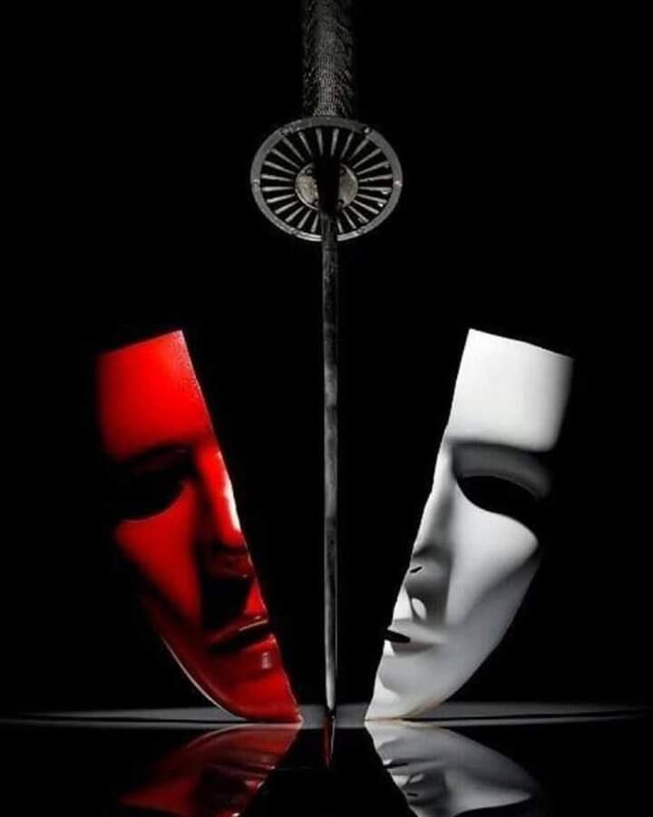 يُمكنك وضع جميع الأقنعة التي تريدها ، ولكنّ أفعالك ستقول دائمًا من أنت ... الشَّجرة تُعرَف من ثِمارِها 👌